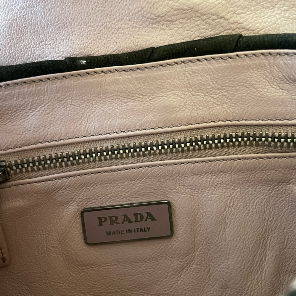 PRADA shoulder bag with beaded detail. - Picture 7 of 16